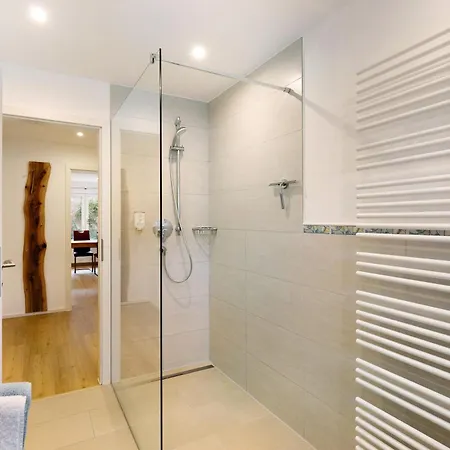 Beim Imker Διαμέρισμα *