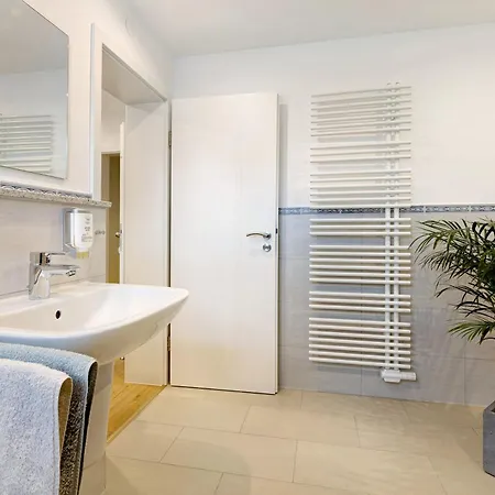 Beim Imker Διαμέρισμα *