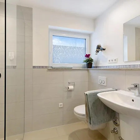 Beim Imker Διαμέρισμα Mössingen