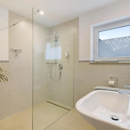 Beim Imker Διαμέρισμα *